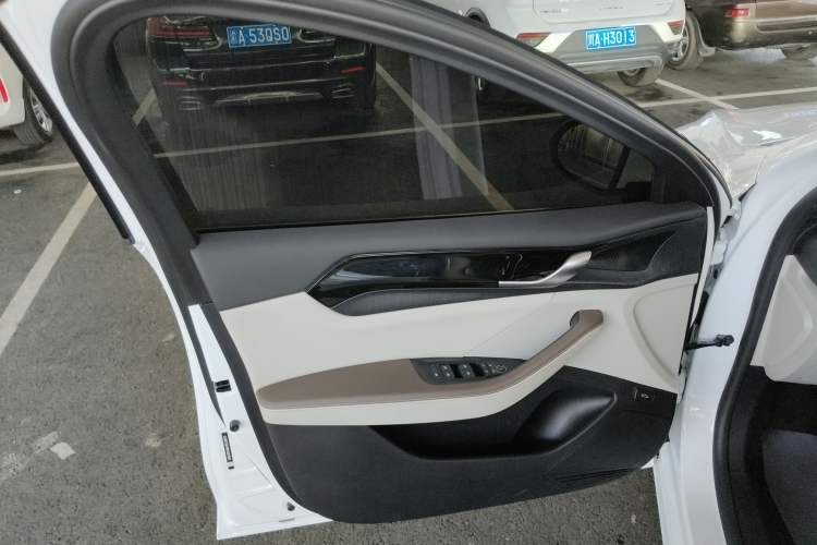 Used BYD Qin PLUS 2024 HONOR Edition DM-i 55KM Leading Model