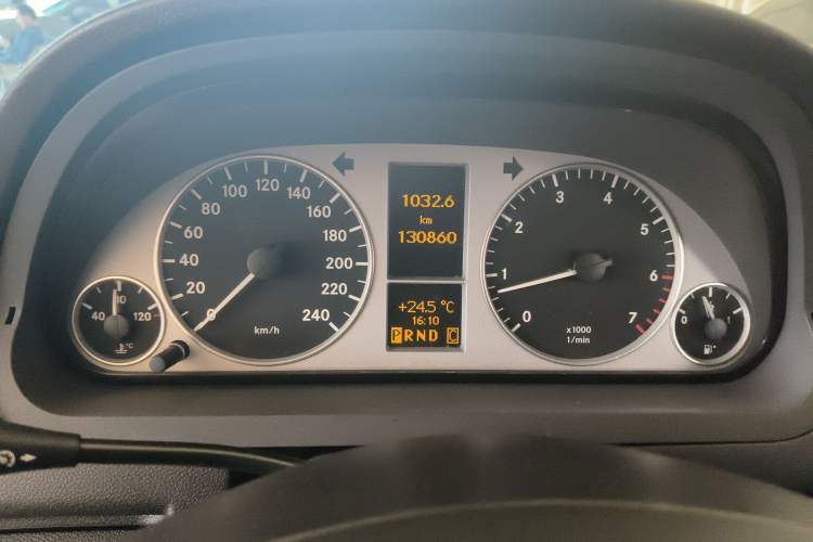 Used Mercedes-Benz A-Class 2011 A 180 Instrument Cluster