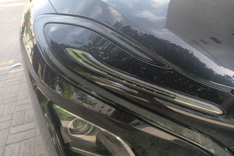 Used Hongqi E-QM5 2022 431 km Charge & Enjoy Edition Right Front Headlight