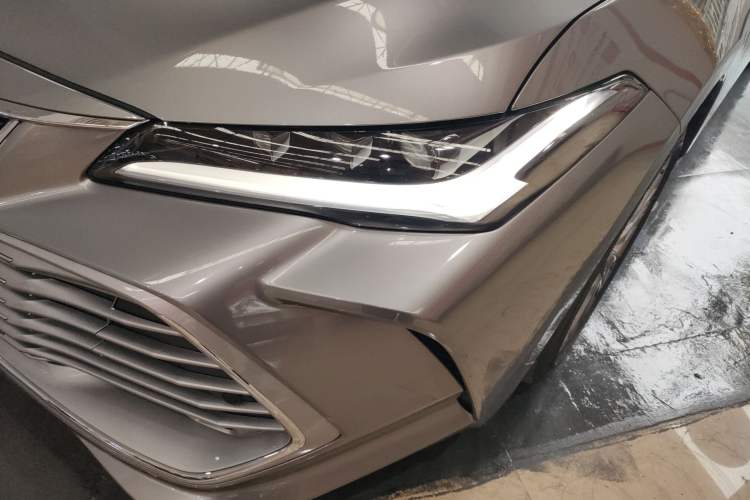 Used Toyota Avalon 2024 Dual-Motor 2.0L Luxury Edition