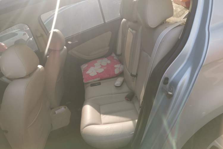 Used Volkswagen Lavida 2011 1.6L Automatic Premium Edition Left Rear Seat