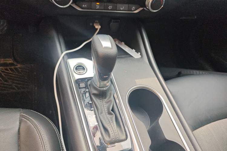 Used Nissan Teana 2021 2.0L XE Fashion Edition Gear Lever