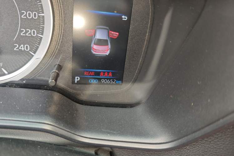 Used Toyota Levin 2021 185T CVT Luxury Edition
