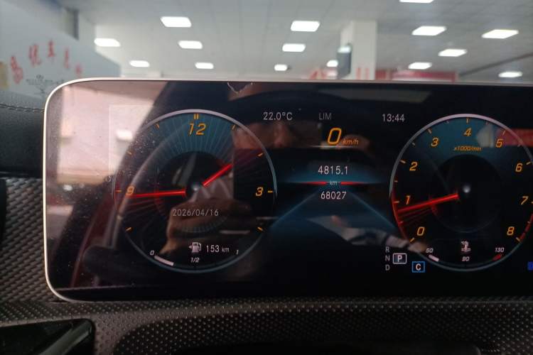 Used Mercedes-Benz A-Class 2019 A 200 L Instrument Cluster