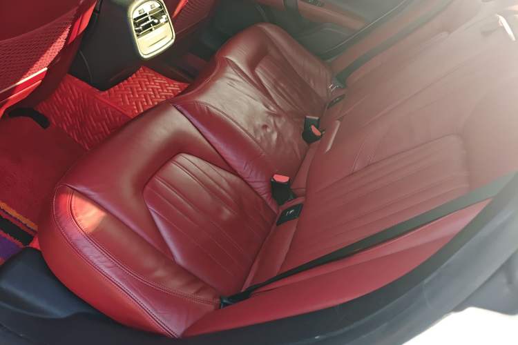 Used Maserati Ghibli 2014 3.0T Standard Edition Left Rear Seat