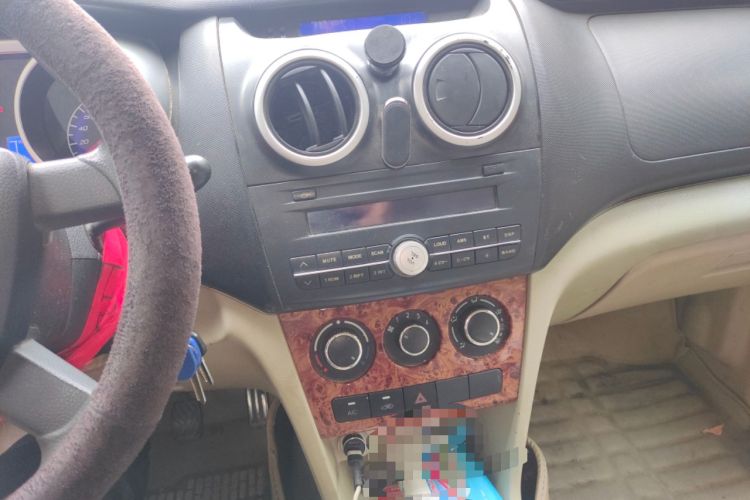 Used CHANGAN KAICHENG Ounuo S 2012 1.3L Standard Version
