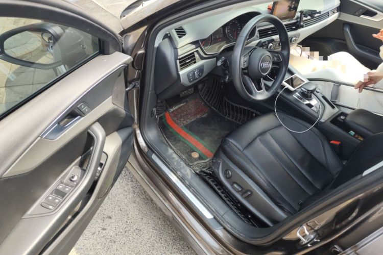 Used Audi A4L 2018 30th Anniversary Edition 40 TFSI Trendy Model Driver Seat