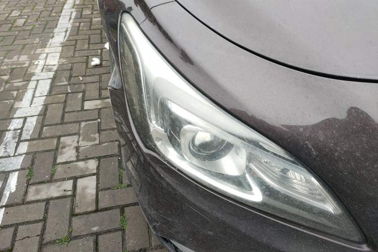 Used Buick LaCrosse 2016 20T Elite Edition Right Front Headlight