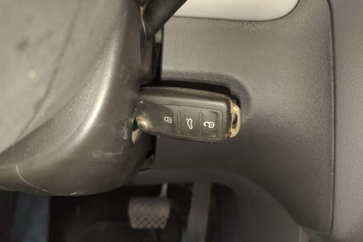 Used Volkswagen Touran 2015 1.4T DSG Comfort Edition 5 Seats
