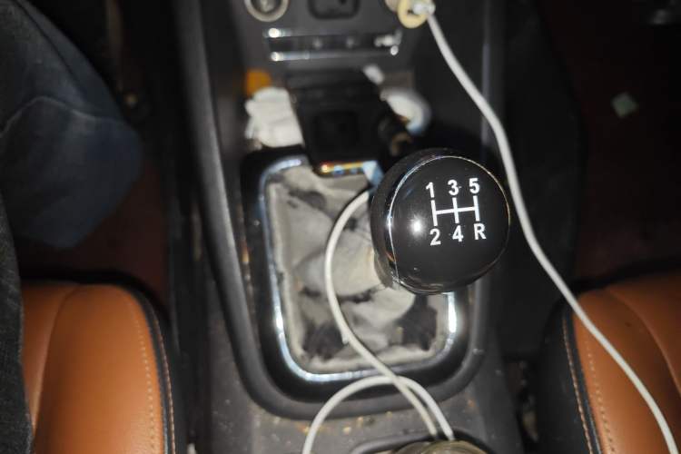 Used CHANGAN OSHAN CX70 2016 1.6L Manual Luxury Model