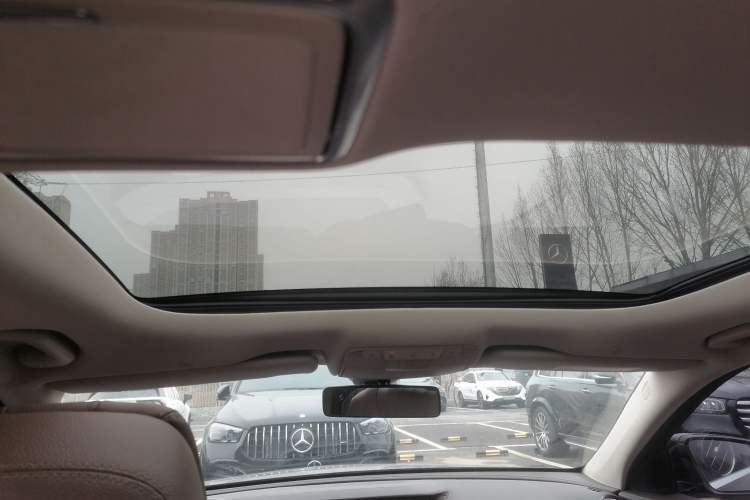 Used Mercedes-Benz E-Class 2023 Updated E 300 L Fashion Edition
