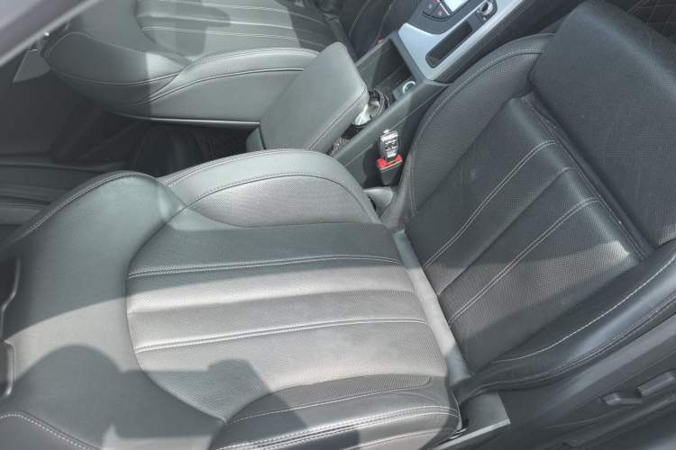 Used Audi A4L 2022 40 TFSI Luxury Dynamic Model