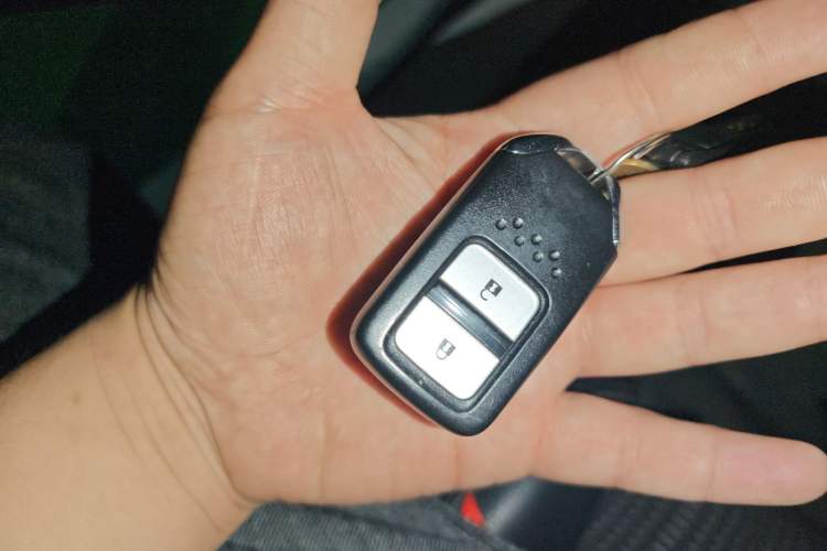 Used Honda Vezel 2017 1.8L CVT Front-Wheel Drive Pioneer Edition