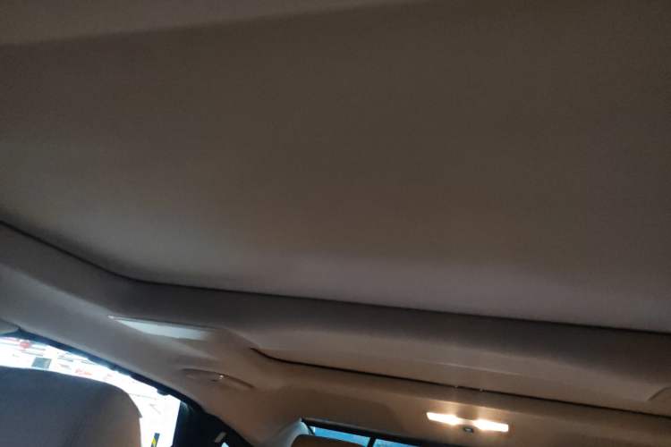 Used Jaguar XJ 2014 XJL 2.0T Two-Wheel-Drive Elegant Business Edition