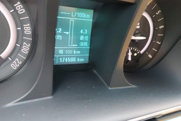 Used Buick GL8 2018 28T Comfort Model China VI Standard