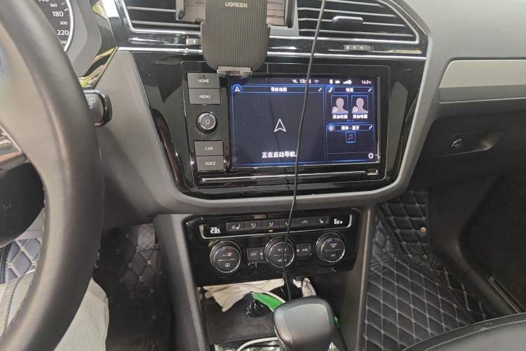 Used Volkswagen Tiguan L New Energy 2019 430 PHEV Hybrid Flagship Model Audio And AC Panel