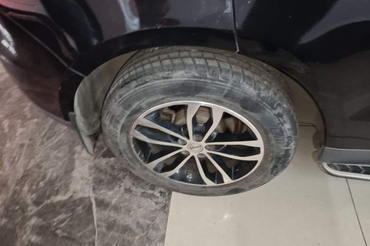 Used Zotye T600 2015 Family Edition 2.0T Manual Luxury Version