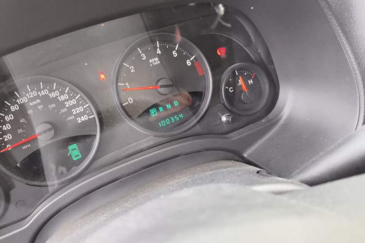 Used Jeep Compass 2011 2.0L two-wheel drive sport version