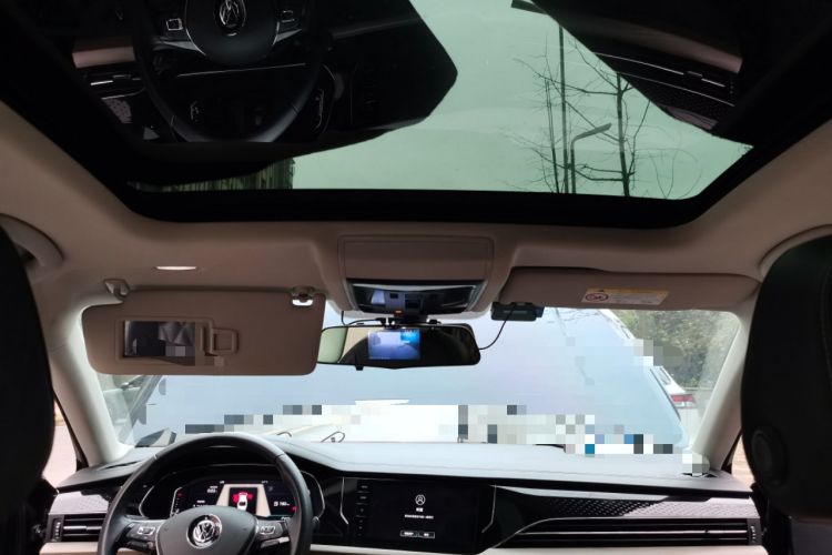 Used Volkswagen Passat 2020 330TSI Luxury Edition China VI
