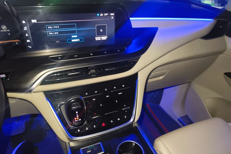 Used Buick GL8 2021 ES Landtrek 653T Comfort Edition Audio And AC Panel