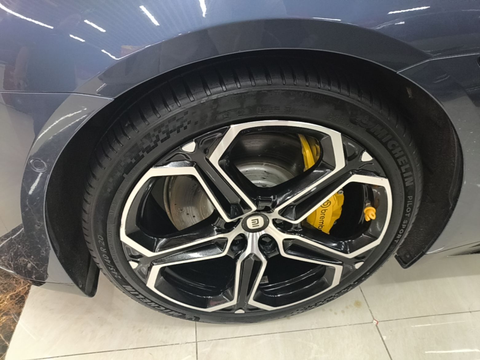Xiaomi Auto SU7 2024 Four-Wheel-Drive Max Founder's Edition — снимка 10
