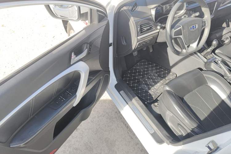 Used Geely Auto Emgrand 2017 Sedan Million Edition 1.5L Manual - Upward Version