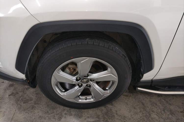 Used Toyota RAV4 2020 2.0L CVT Two-Wheel Drive Fashion Edition
