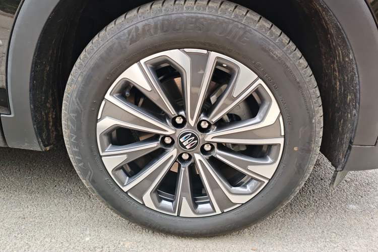 Used Buick Envision 2024 Encore Plus 28T Two-Wheel Drive Luxury Edition