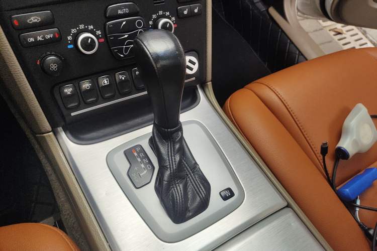 Used Volvo XC90 2012 Revised Version 2.5T Luxury Edition Gear Lever