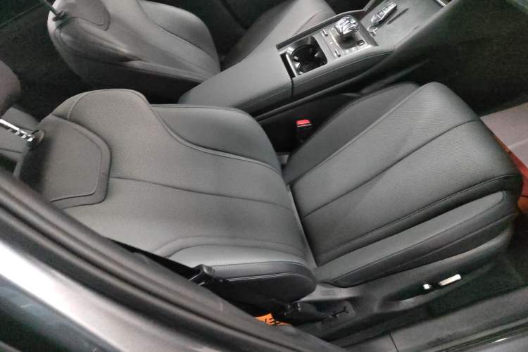 Used BYD Qin L 2025 DM-i Smart Drive 120KM Superior Model
