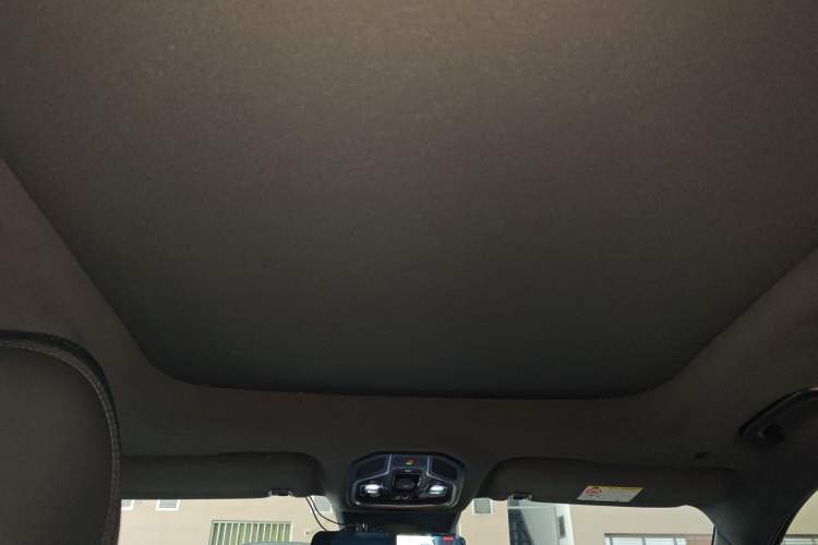 Used Geely Auto Monjaro L 2024 2.0TD High-Power Automatic Two-Wheel Drive Yunqi Version Headliner