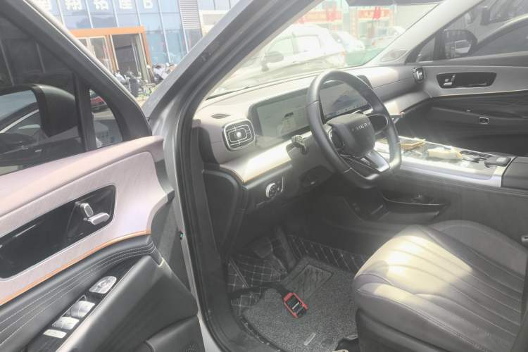 Used Chery Tiggo 9 C-DM 2025 1.5T 106KM Ultra-Comfort Edition 5 Seats Lithium-NMC