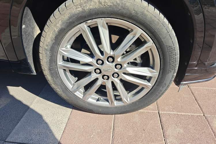 Used Cadillac XT6 2022 2.0T Six-Seater Four-Wheel Drive Luxury Version
