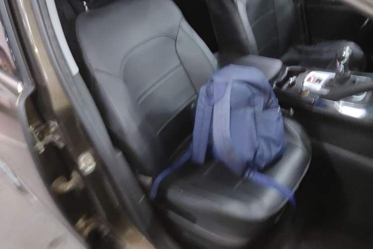 Used Peugeot 3008 2013 2.0L Manual Classic Edition
