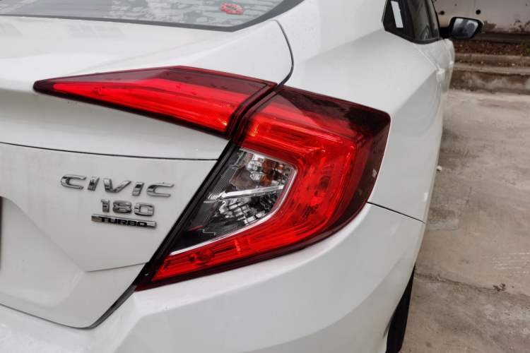 Used Honda Civic 2016 180TURBO CVT Comfort Version