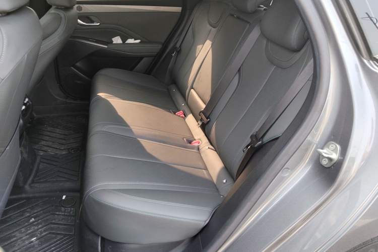 Used BYD Qin PLUS 2025 DM-i Smart Drive 55KM Beyond Model
