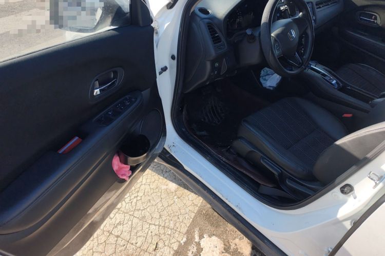 Used Honda Vezel 2016 1.8L CVT Front-Wheel Drive Pioneer Edition