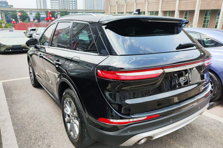 Used Lincoln Corsair 2021 2.0T Two-Wheel Drive Deluxe Edition Rear Left 45 Deg