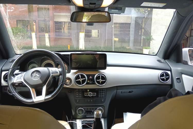 Used Mercedes-Benz GLK-Class 2015 GLK 300 4MATIC Fashion Edition Ultimate Version Headliner