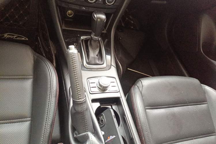 Used Mazda Atenza 2014 2.0L Blue Sky Luxury Edition Gear Lever