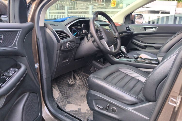 Used Ford Edge 2018 EcoBoost 245 Two-Wheel-Drive Titanium 7-Seater China V Standard
