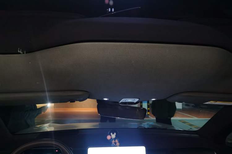 Used Nio EC6 2025 75 kWh Headliner