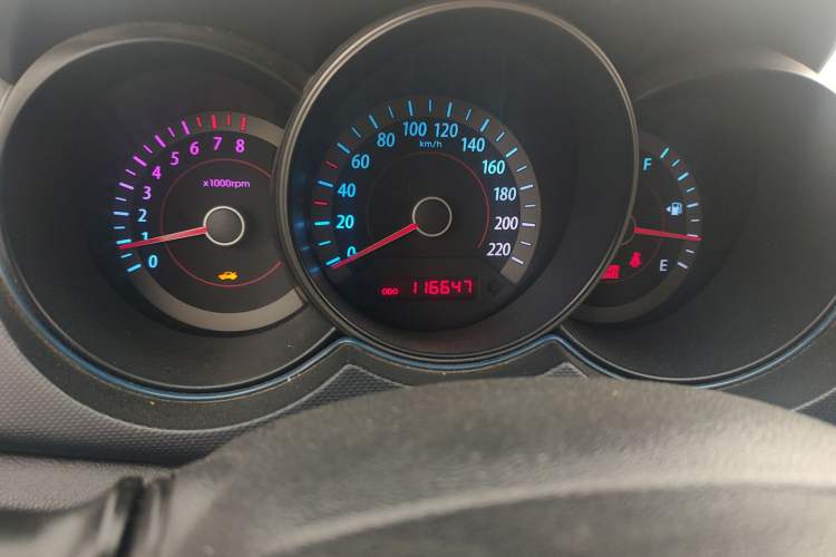 Used Kia Forte 2012 1.6L MT GL Commemorative Edition Instrument Cluster