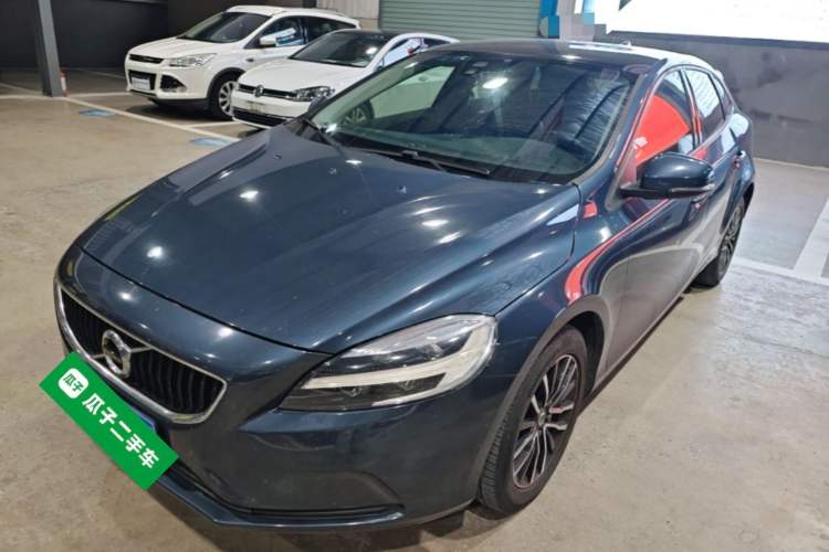 Used Volvo V40 2018 T3 Zhiyi Edition