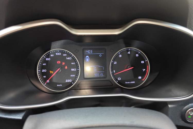Used MG ZS 2017 1.5L Automatic Luxury Edition Instrument Cluster