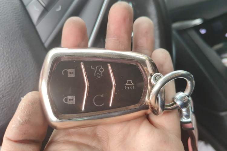 Used Cadillac XT5 2016 25T Luxury Model
