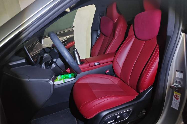 Used XPeng P7 2024 P7i 550 Max
