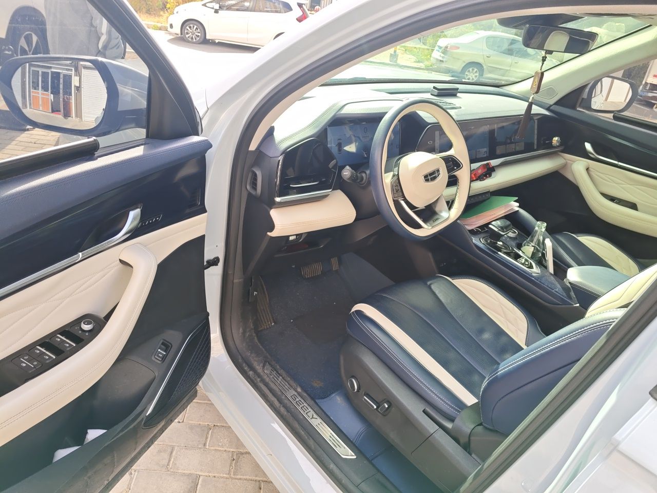 Geely Auto Monjaro L 2022 1.5T Leishen Hi·F Plug-in Hybrid Super Xun — снимка 16