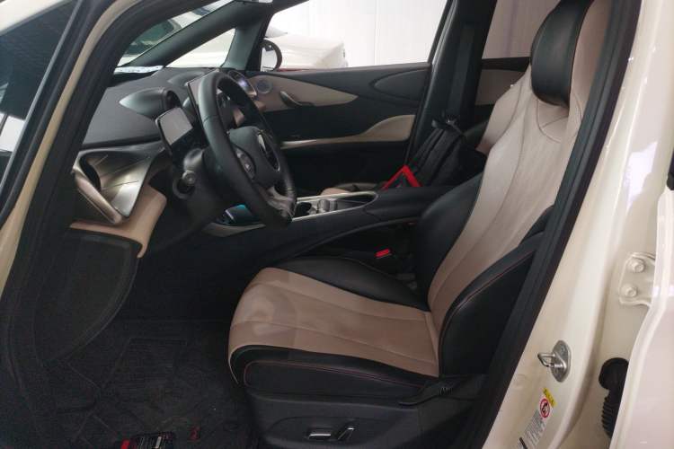 Used BYD Dolphin 2023 420 km Free Version Left Front Seat