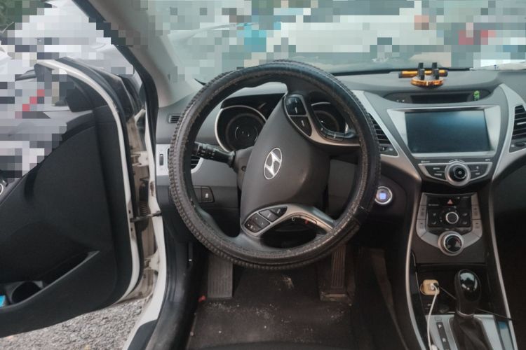 Used Hyundai Elantra (5th Generation / Langdong) 2016 1.6L Automatic Prestige Model Steering Wheel